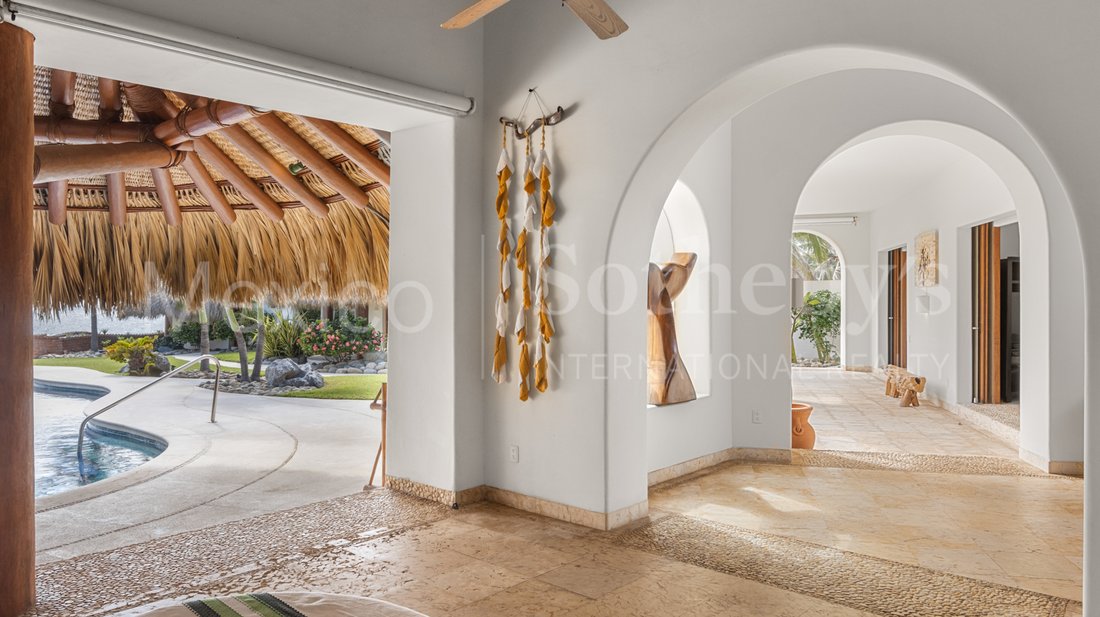 Condo in Zihuatanejo, Guerrero, Mexico 5 - 14647502