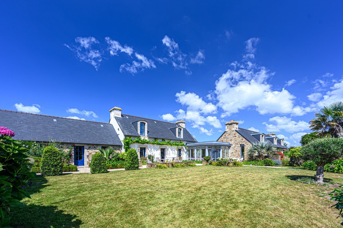 House in Ploneour-Lanvern, Brittany, France 1 - 14647468