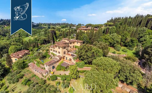 Villa in Pian dei Giullari, Florence, Italy 1