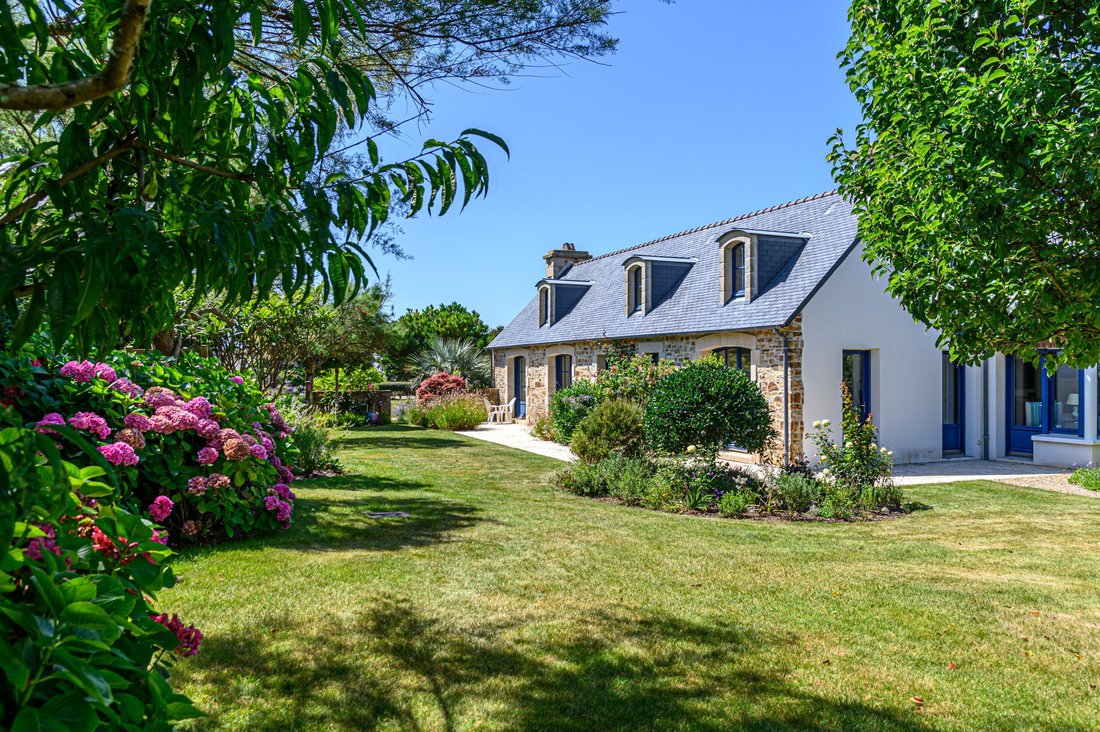 House in Ploneour-Lanvern, Brittany, France 4 - 14647468