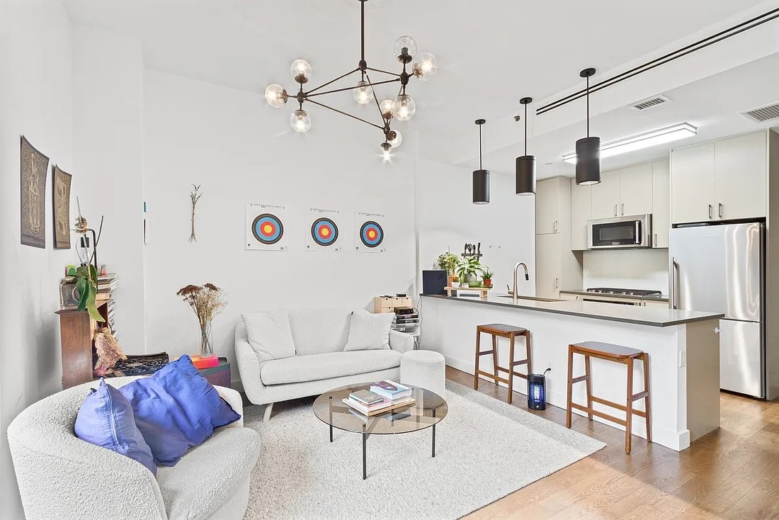 2/2 Bed Stuy Garden Level Duplex With In New York, New York, United States For Sale (14654482)