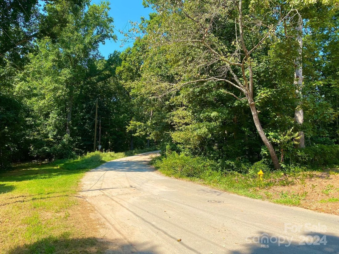 Land in Charlotte, North Carolina, United States 2 - 14649495