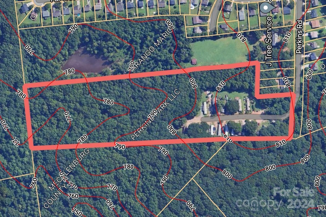 Land in Charlotte, North Carolina, United States 1 - 14649495