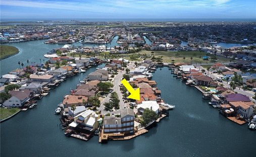 House in Corpus Christi, Texas, United States 1