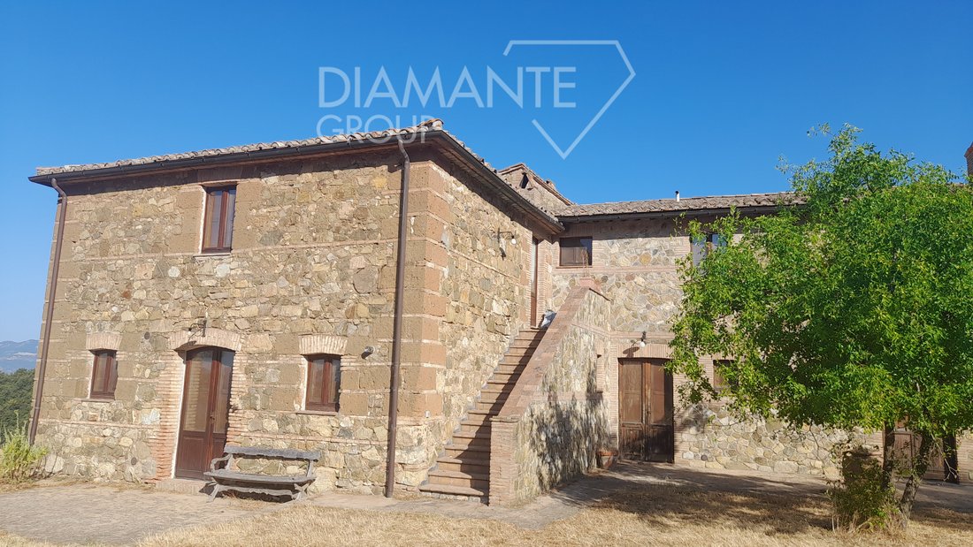 Villa in Acquapendente, Lazio, Italy 2 - 14652098