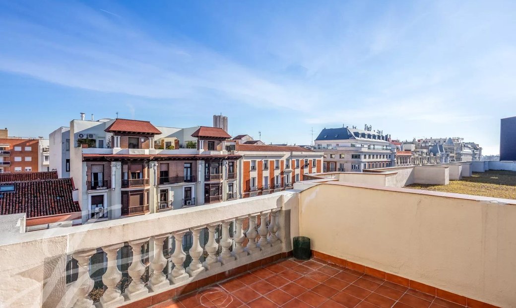 View of Penthouses - Miro