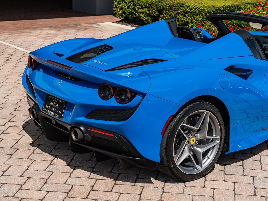 Cabriolet in Naples, FL 3 - 14581004