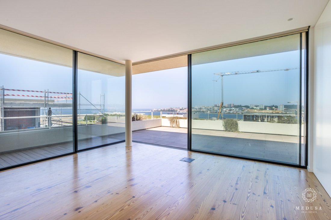 Villa in Canidelo, Porto District, Portugal 5 - 14652446