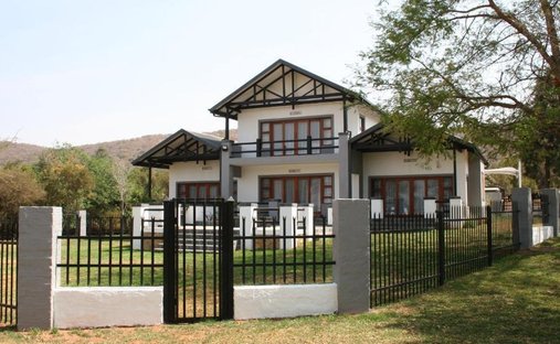 Farm Ranch in Rustenburg, North West, South Africa 1