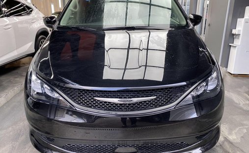 2023 Chrysler Voyager LX Van 4D in College point, NY, United States 1