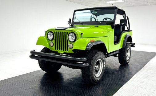 304ci V8/Fiberglass Body Tub/Small Lift Kit/BW T15 Manual/Dana Axles in Morgantown, United States 1