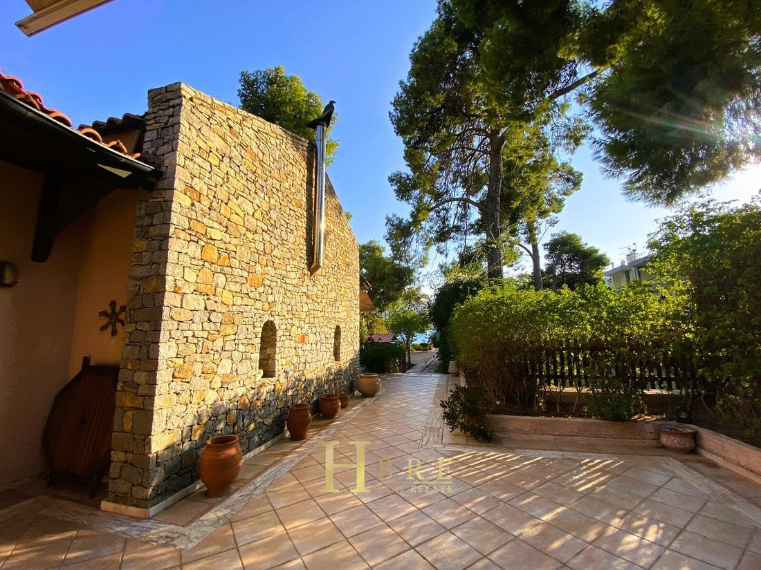 House in Kalavria, Attica, Greece 1 - 14661909