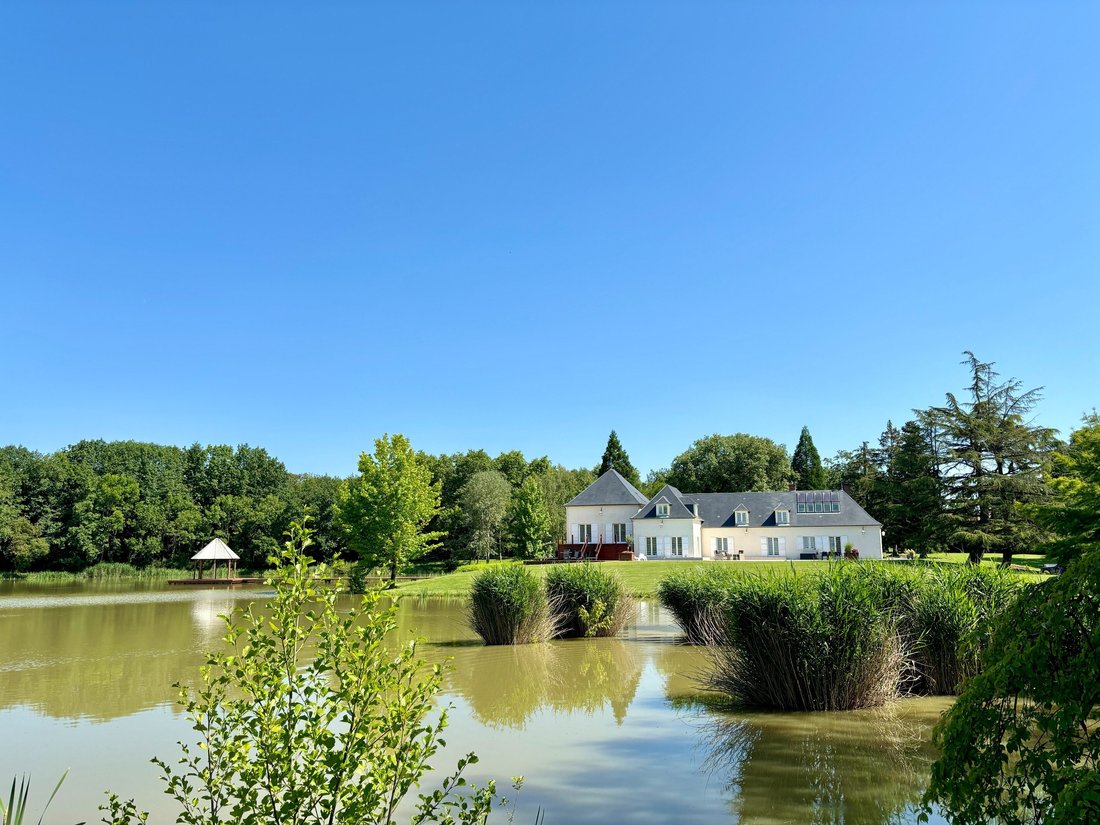 House in Saint-Cyran-du-Jambot, Centre-Val de Loire, France 1 - 14659972