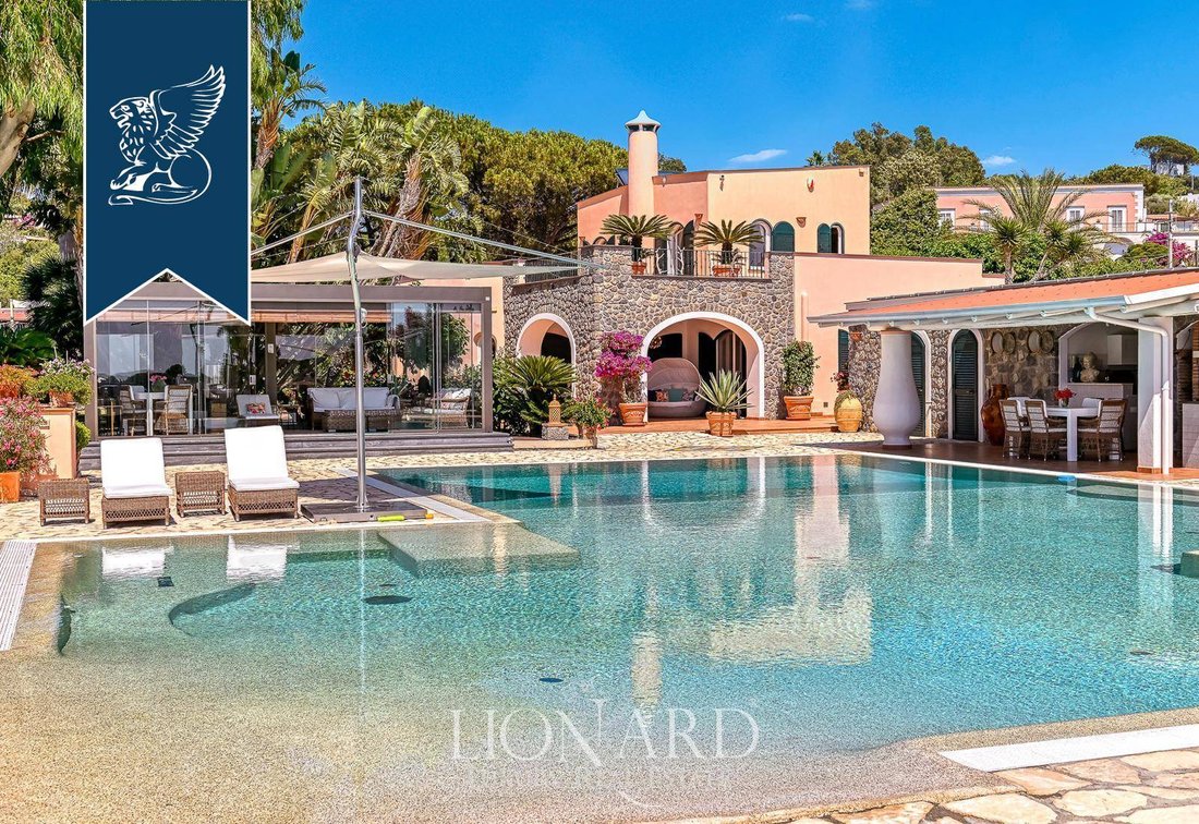 Villa in Forio, Campania, Italy 3 - 14661258