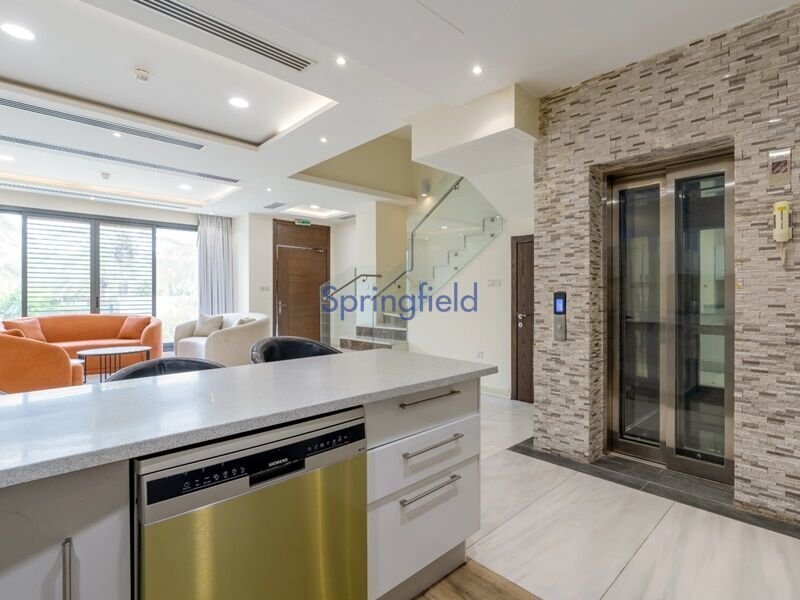 House in JVC / Jumeirah Village Circle, Dubai, United Arab Emirates 3 - 14660011