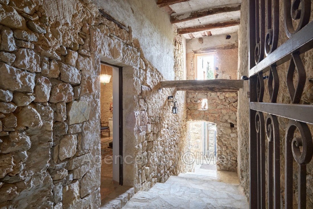 Villa in Châteauneuf-Grasse, Provence-Alpes-Côte d'Azur, France 5 - 14659740