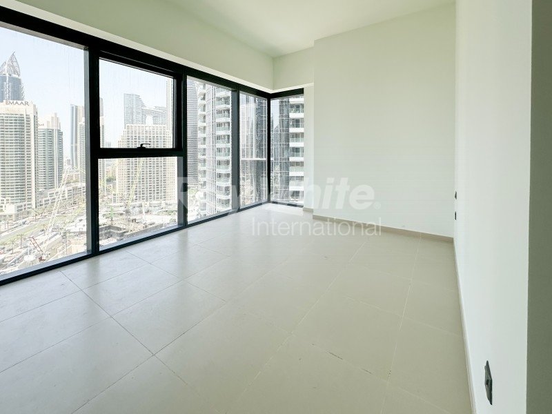Apartment in Burj Khalifa Lake, Downtown Dubai, Dubai 3 - 14654627