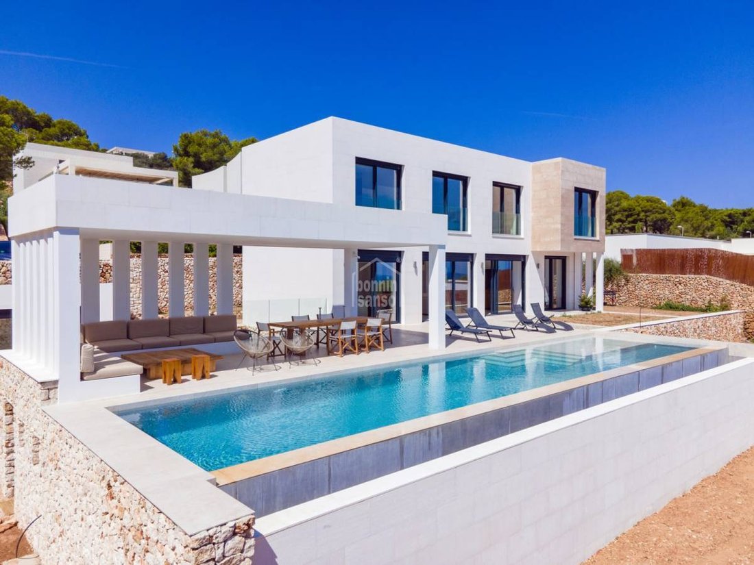 Villa in es Mercadal, Balearic Islands, Spain 1 - 14235366