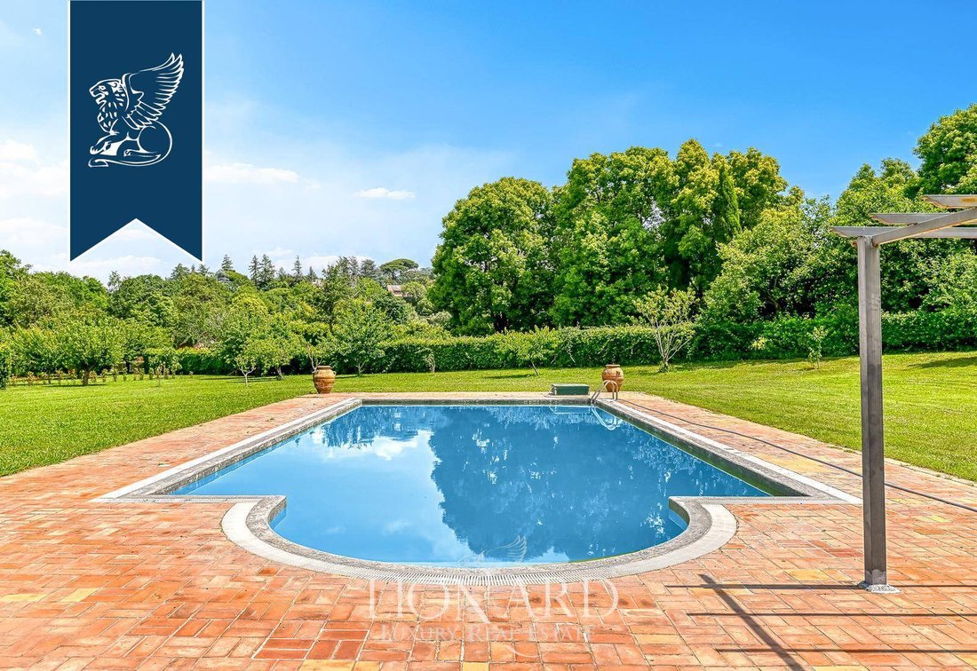 Villa en Grottaferrata, Lacio, Italia 4 - 14661316