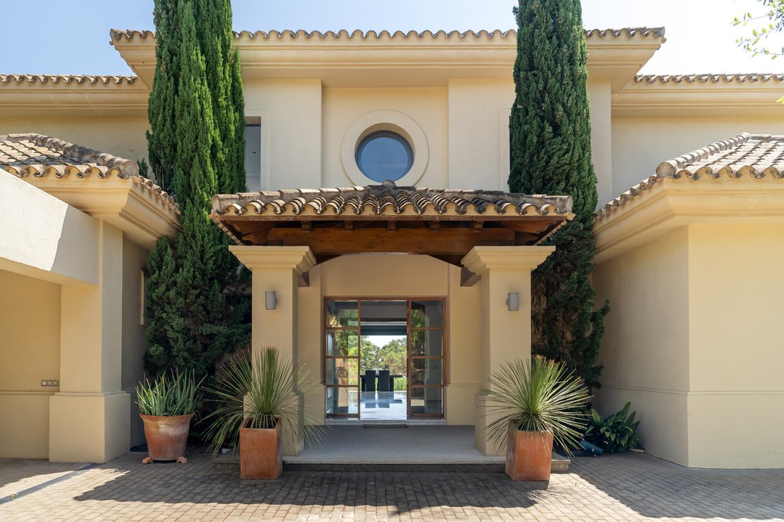 Villa in Sotogrande, San Roque, Andalusia 2 - 14661621
