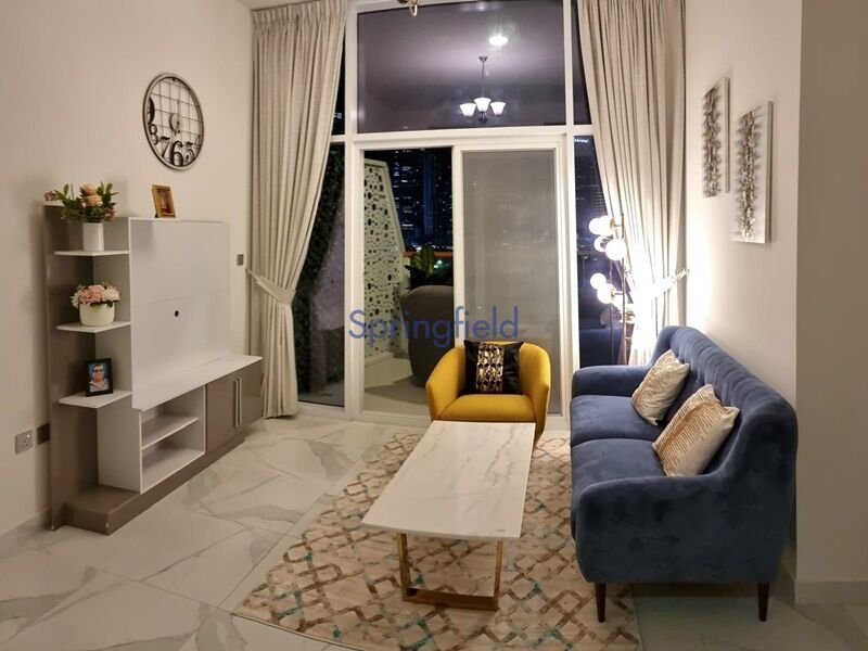 Apartment in United Arab Emirates 2 - 14660015