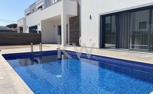 Maison à Olhos de Agua, Algarve, Portugal 1