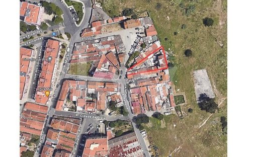 Land in Sacavem, Lisbon, Portugal 1