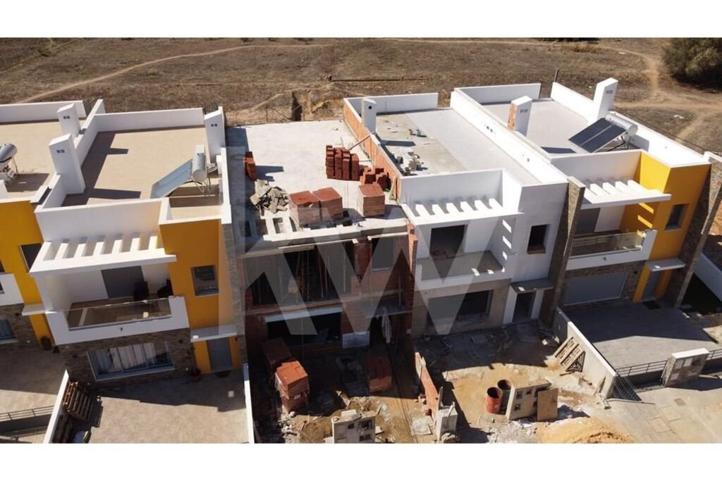 Olhão Town House In Quelfes, Algarve, Portugal For Sale (14661974)