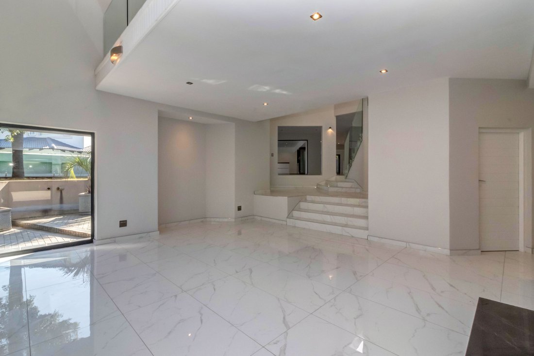House in Dainfern, Gauteng, South Africa 5 - 14663624