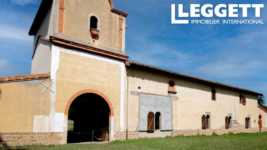 Château des Rêves Toulousains – A 17th-Century Masterpiece in Occitanie’s Golden Light