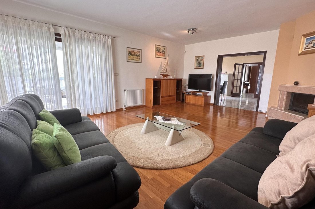 Villa in Premantura, Istria County, Croatia 2 - 14664906