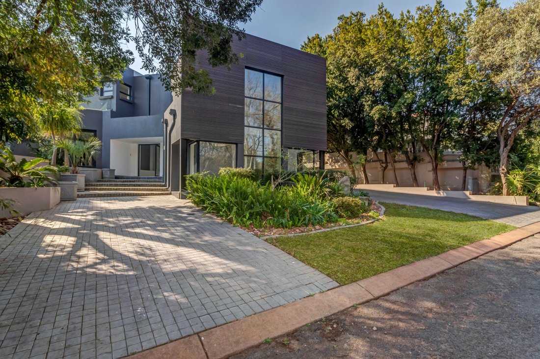 House in Dainfern, Gauteng, South Africa 2 - 14663624