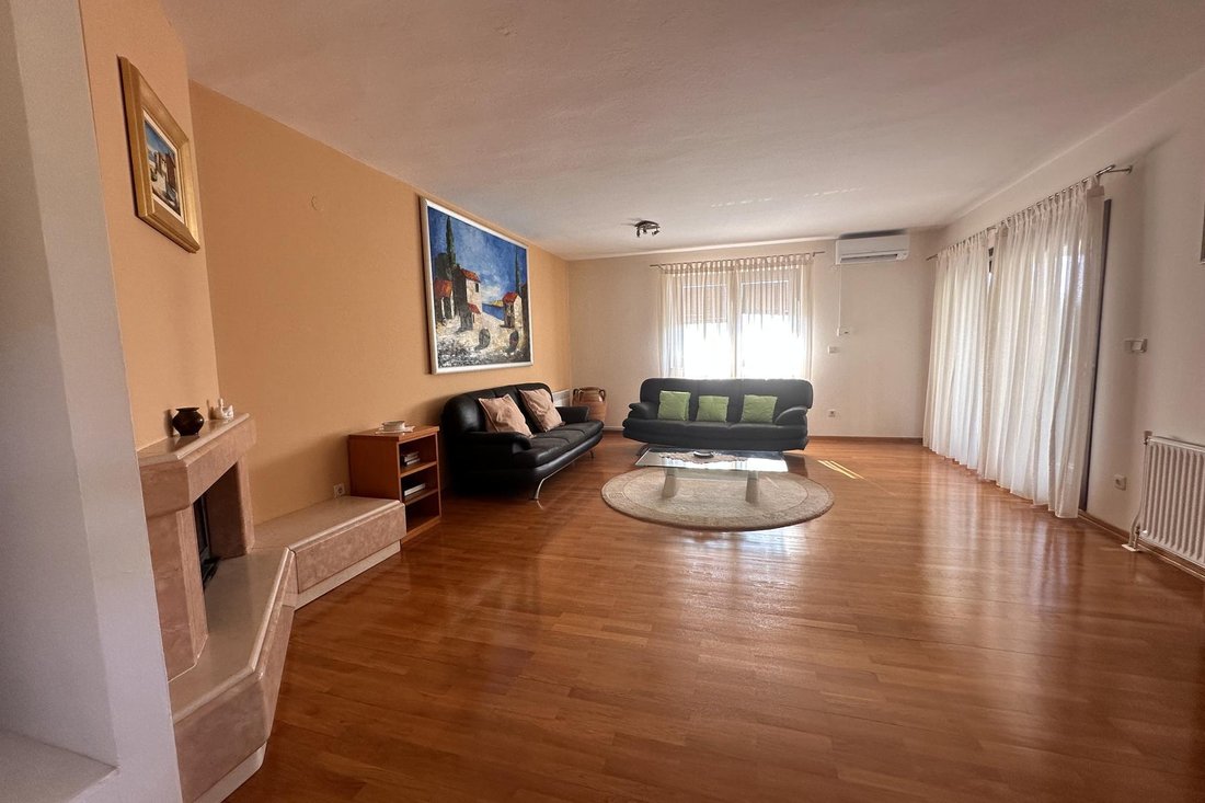 Villa in Premantura, Istria County, Croatia 4 - 14664906