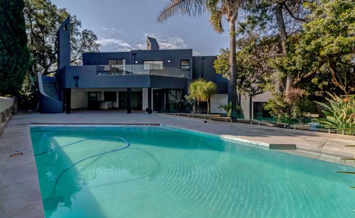 House in Midrand, Gauteng, South Africa 1