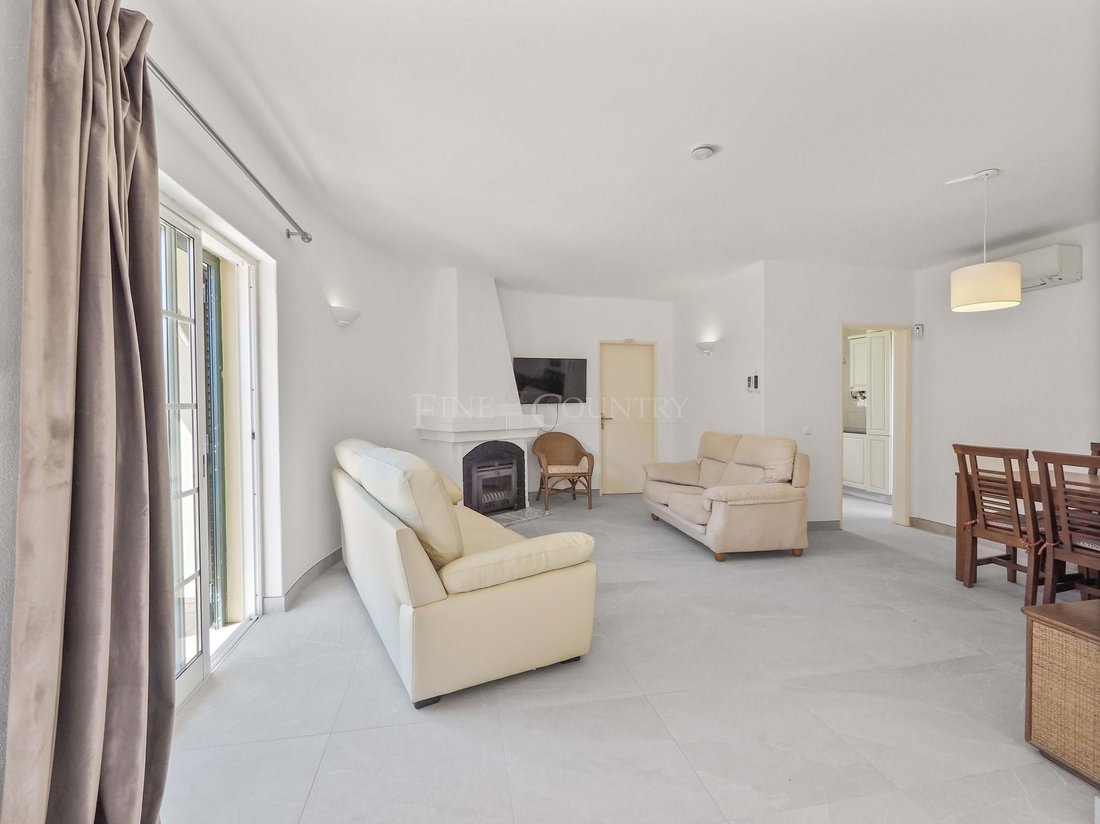 Carvoeiro 3 Bedroom Villa With Private Pool In Carvoeiro, Algarve ...