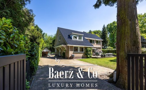 Villa in Hilversum, North Holland, Netherlands 1