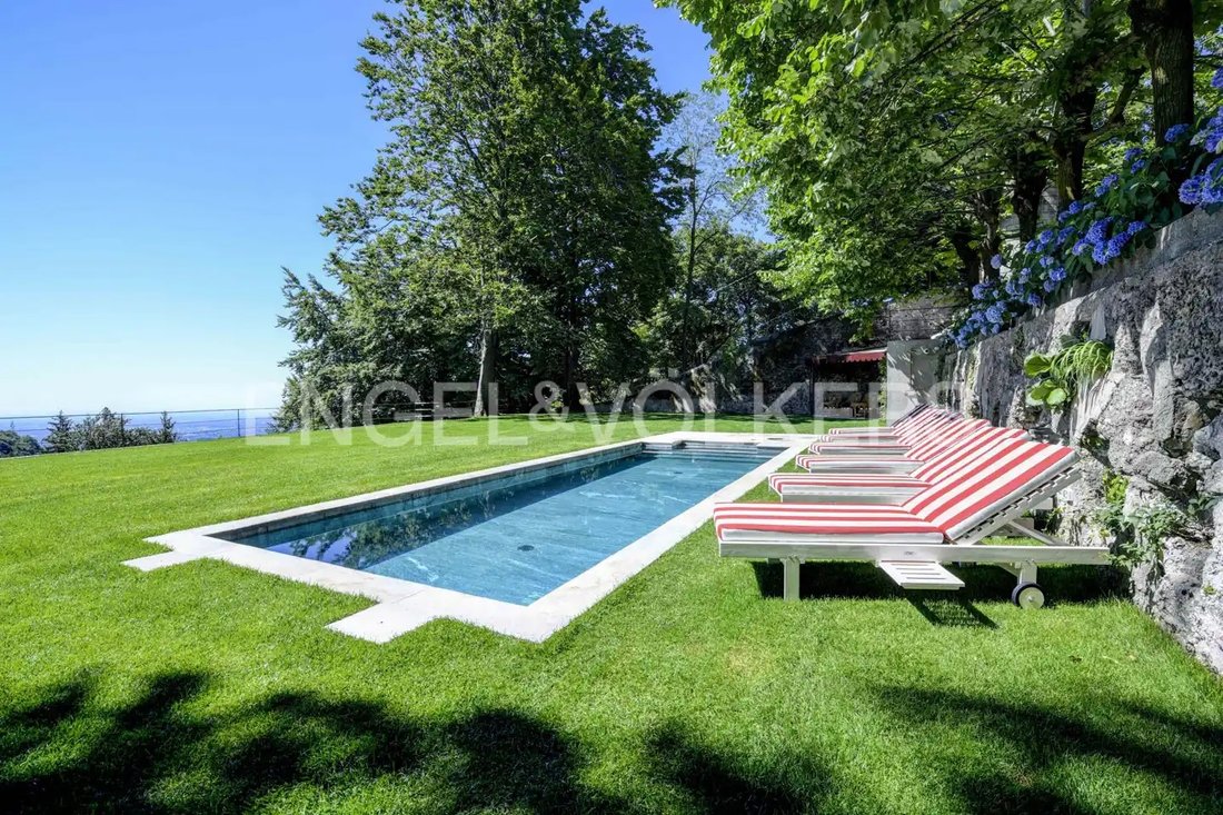 Villa en Brunate, Lombardía, Italia 3 - 14665757