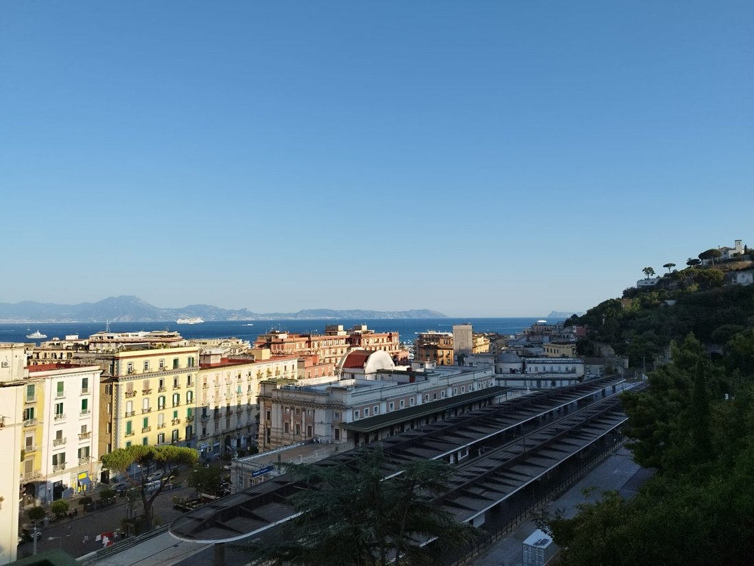 Apartment in Chiaia, Naples, Campania 1 - 14668444