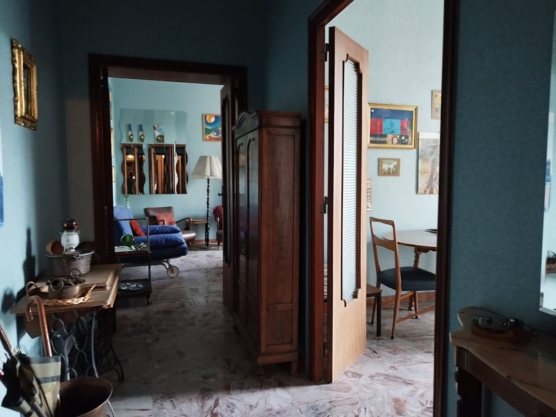 Apartment in Chiaia, Naples, Campania 5 - 14668444