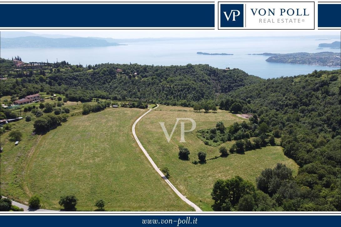Land in Salo, Lombardy, Italy 1 - 14667315