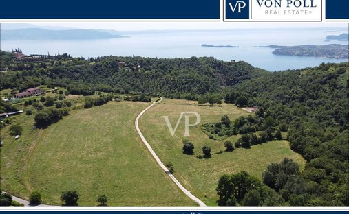 Land in Salo, Lombardy, Italy 1