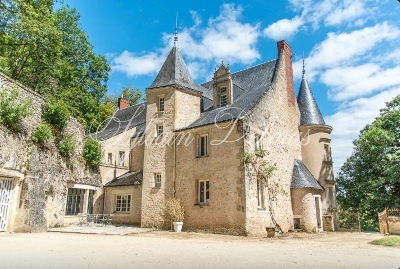 Château des Rêves Éternels – Un Joyau du XVᵉ Siècle près de Tours