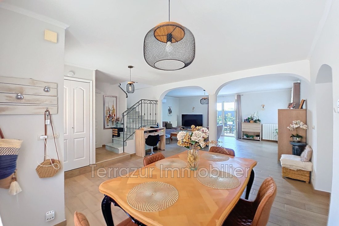 Villa in Juan les Pins-Gallice, Antibes, France 2 - 14666269