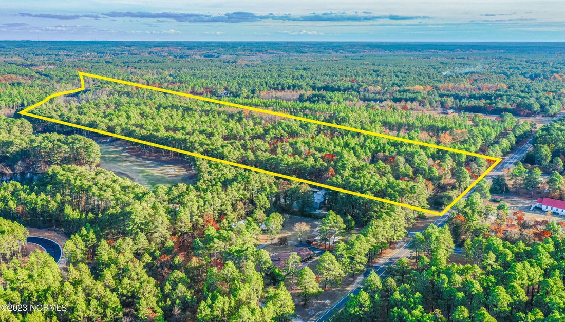 Land in Aberdeen, North Carolina, United States 3 - 14667553
