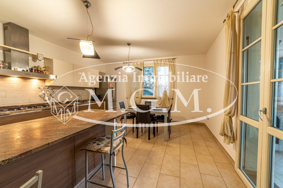 Villa in Montecalvoli, Tuscany, Italy 4 - 12566868