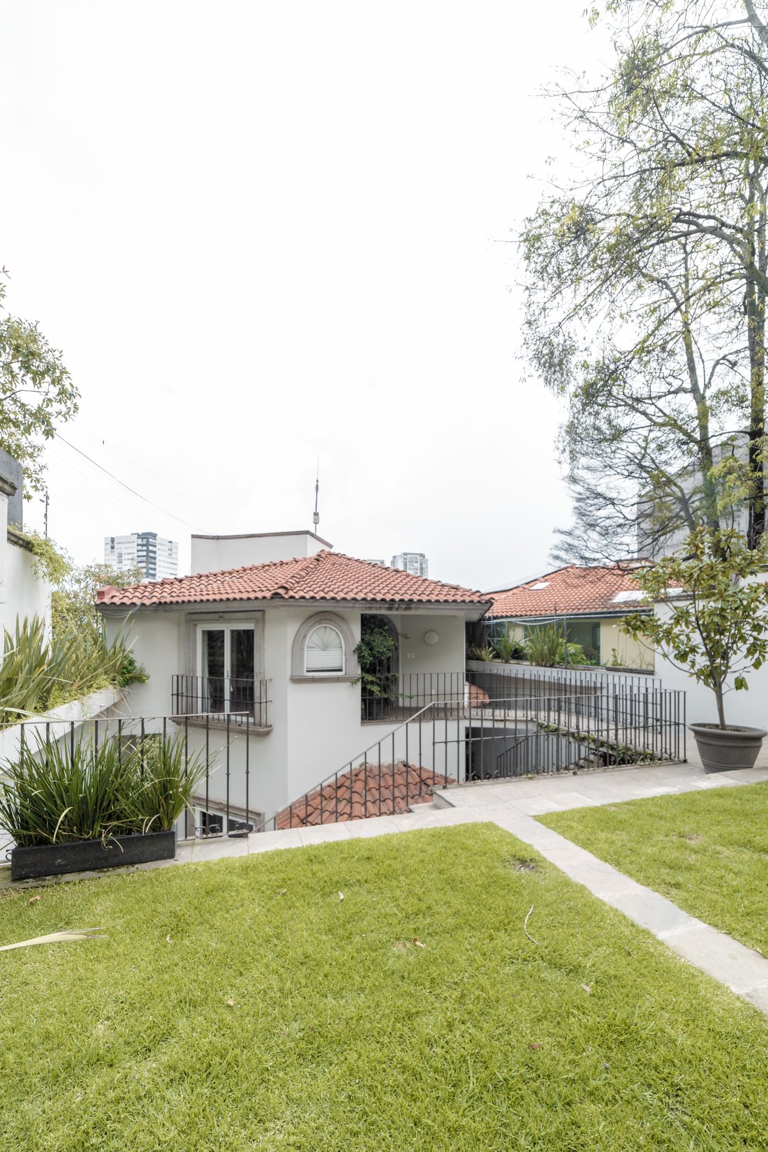 House in Mexico City, Mexico 4 - 14670410