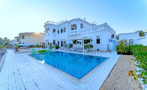 Villa in Dubai, Dubai, United Arab Emirates 1