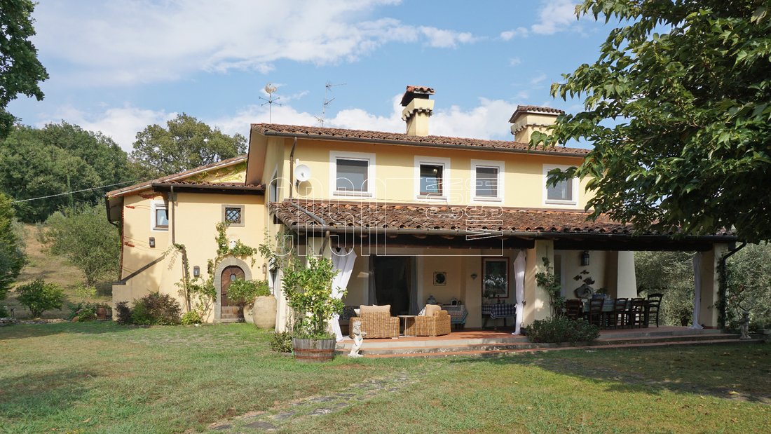Villa in Fivizzano, Tuscany, Italy 2 - 14673835