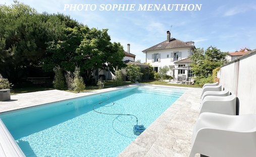 House in Est, Soustons, France 1