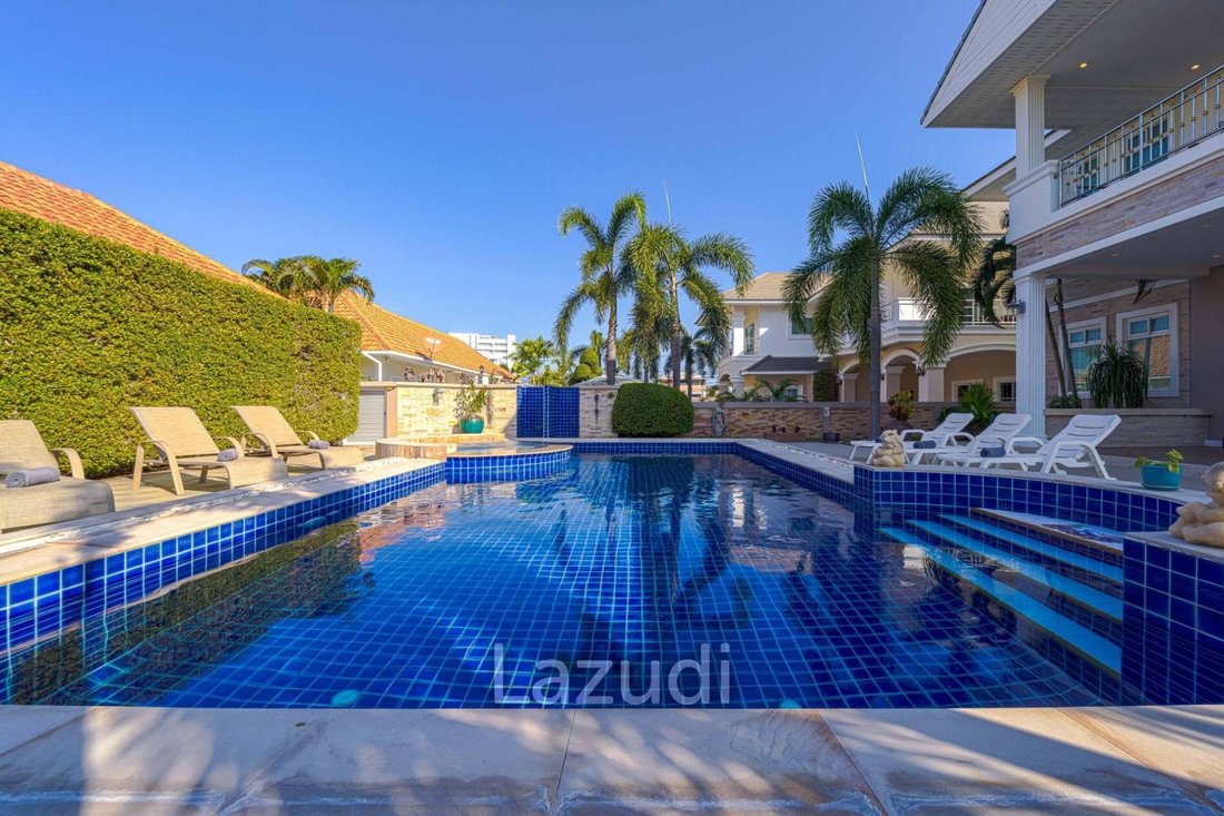 Villa in Hua Hin, Prachuap Khiri Khan, Thailand 5 - 14673073